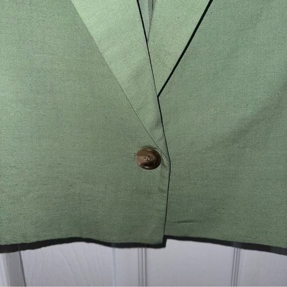 Maison D' Amelie Short Sleeve Linen Cropped Padded Blazer Top Green Size Medium - Picture 6 of 8